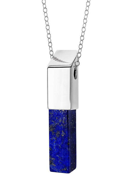 wisiorek z kolekcji EDGY/ SILVER/LAPIS LAZULI Daria Siwiak Jewellery