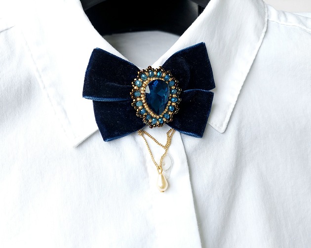 broszki Hrabina Reyowa