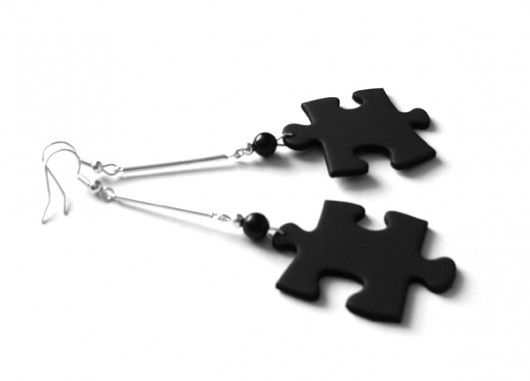 puzzle b felt label