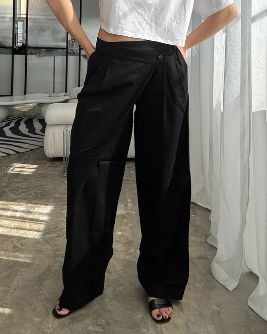 spodnie materiałowe damskie Spodnie Asymmetry Black
