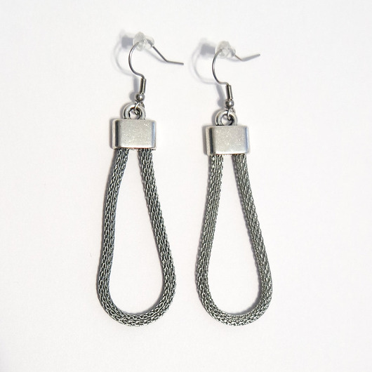 kolczyki - inne Kolczyki wiszące - Metalowe, łańcuszek