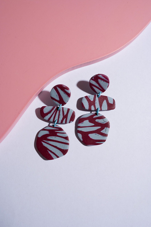 kolczyki z masy plastycznej Kolczyki w organicznym kształcie