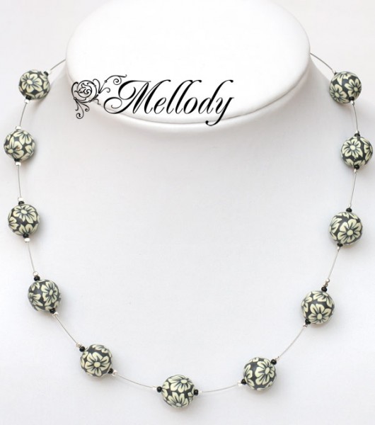 White flowers mellody