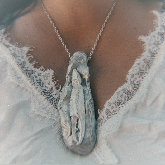 wisiory MORSKA WIEDŹMA amulet