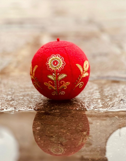 bombki Bombka ręcznie haftowana