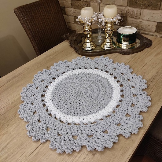podkładki do kuchni Podkładka szydełkowa na stolik 60cm