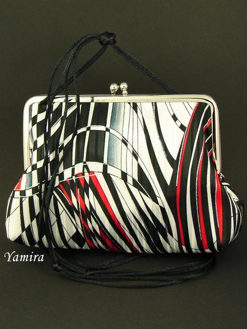 torebka :: black red white :: yamira