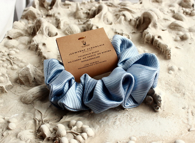 Jedwabne SCRUNCHIE gumka do włosów Upcykling VENUSS concept store