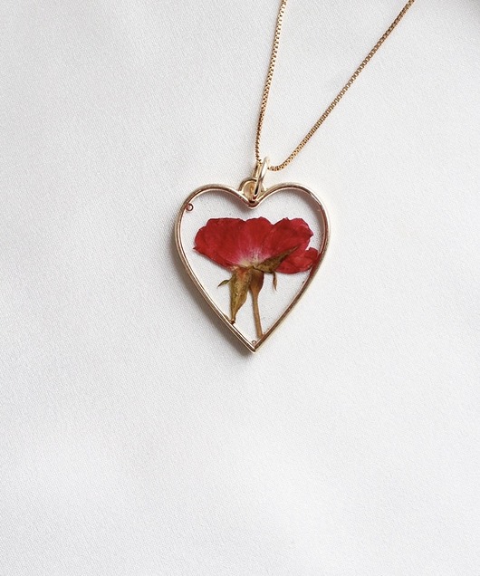 Wisiorek z różą Flores Jewellery