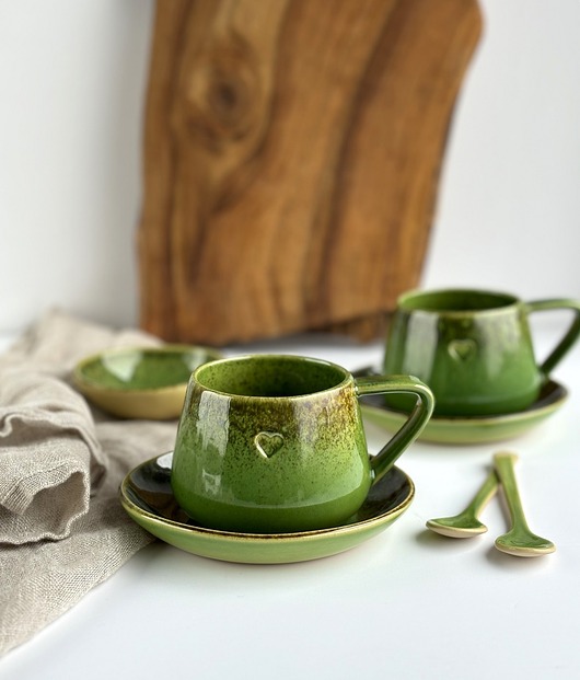 filiżanki Zestaw dla dwojga - Filiżanka ze spodkiem 250 ml - Zielona z sercem