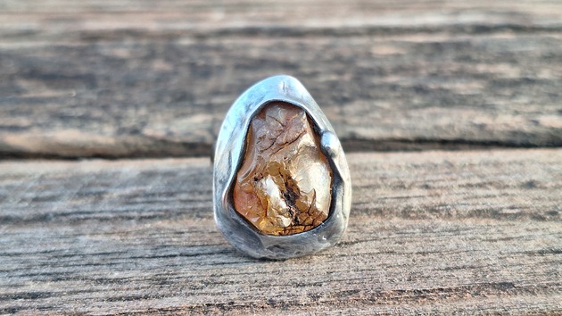 pierścionki - różne Surowy - pierścionek regulowany