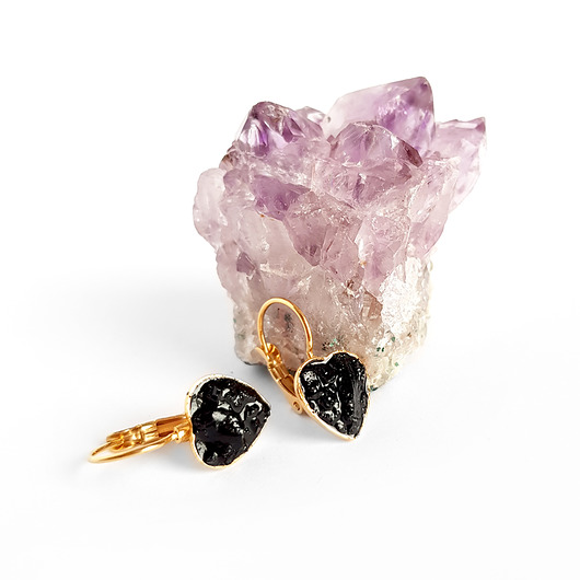 kolczyki z żywicy Czarny turmalin kolczyki serca