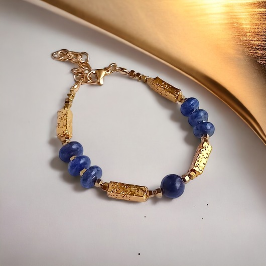 bransoletki z kamieni naturalnych Bransoletka LAPIS LAZULI i  LAWA : granatowo -złota