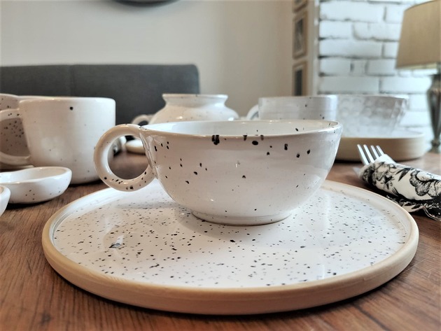 Ceramiczna filiżanka 300 ml Milkyway POTPOTSTUDIO