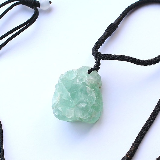 wisiory FLUORYT wisior amulet