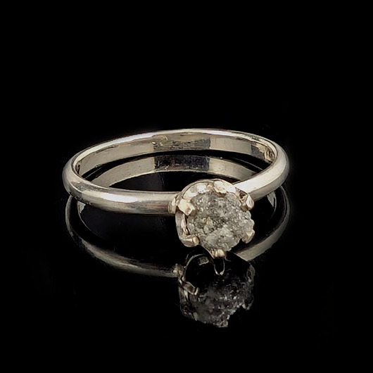 pierścionki srebrne Pierścionek subtelle- diament