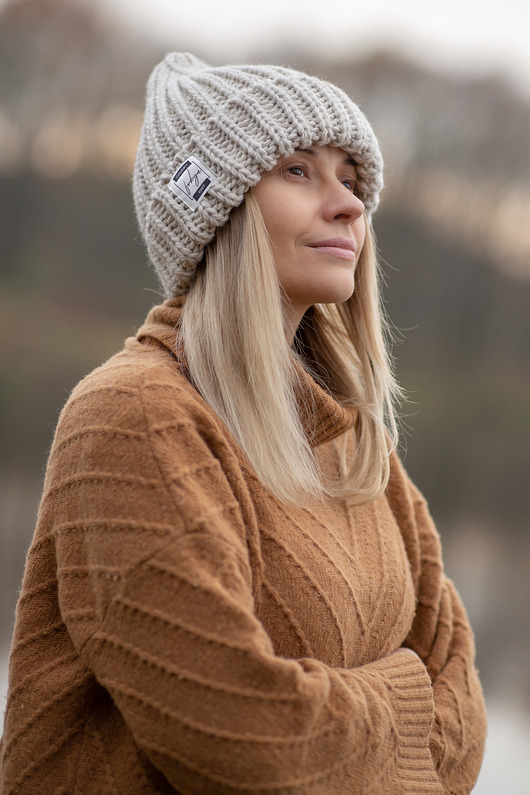 czapki damskie Wełniana czapka beanie Chunky Knit - BEIGE