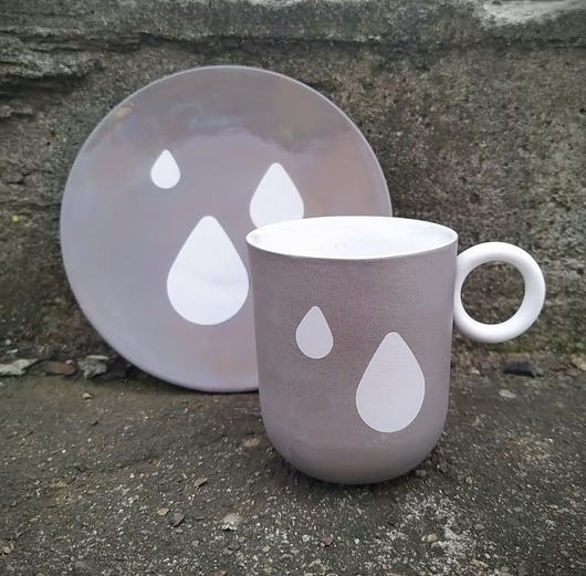 kubki i filiżanki Kubek ze spodkiem DROPLET