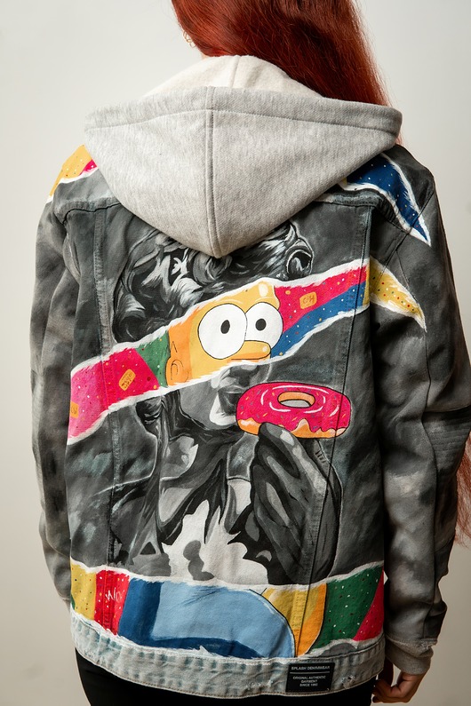 kurtki damskie Kurtka jeansowa z kapturem ręcznie malowana CUSTOM / Pop Art / Rozmiar S