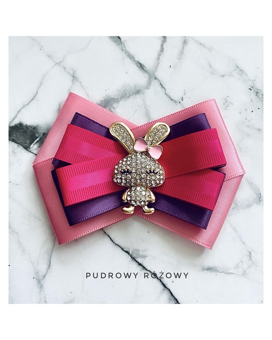 broszki Brosza  Wielkanocna z Zajączkiem WIOSNA