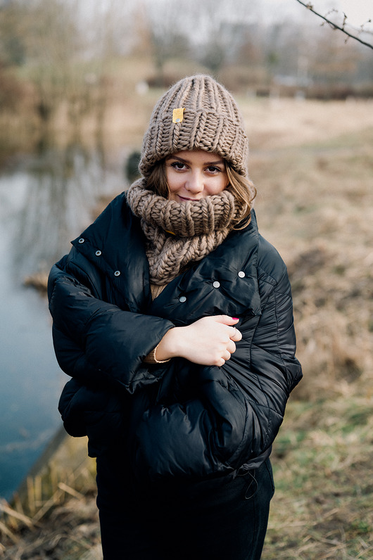czapki damskie Wełniana czapka i komin- komplet zimowy peruvian WOOLY