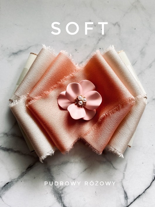 broszki Brosza z kolekcji SOFT Delikatność i kobiecość New