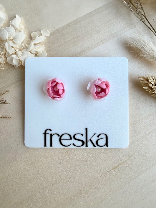 kolczyki z masy plastycznej Kolczyki Piwonie - różowo-białe