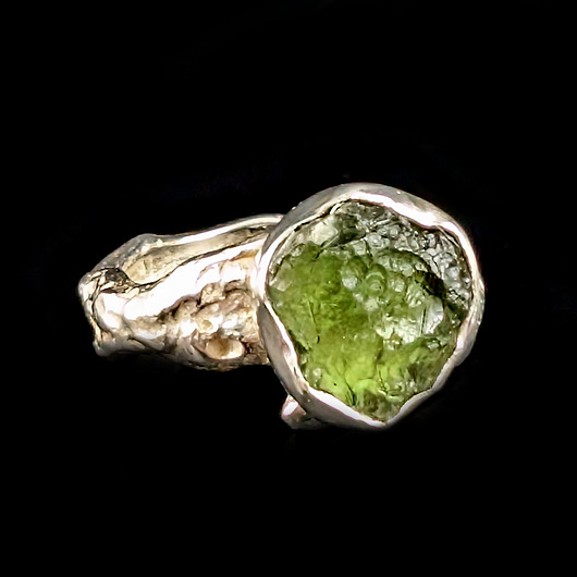 pierścionki srebrne Pierścionek baśniowy mołdawit