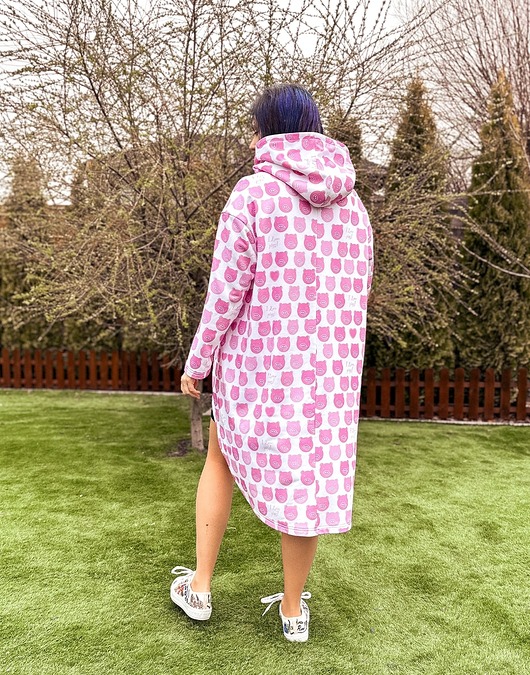 bluza z kapturem damska Bluza damska,  asymetryczna "Świnki"
