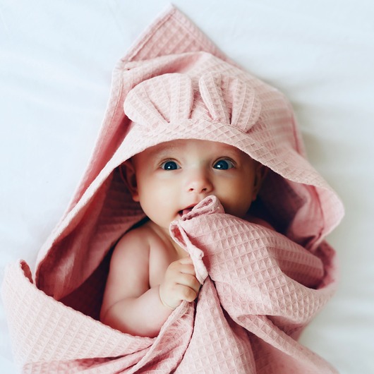 przewijaki i ręczniki dla dzieci Okrycie Kąpielowe z Kapturkiem Ręcznik Bawełna 75x75cm PINK od BabyU