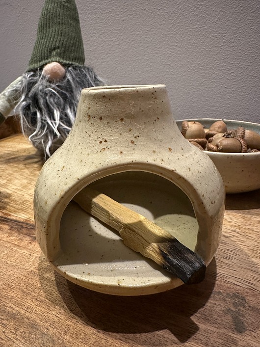 Podstawki pod kadzidełka Kominek, świecznik Palo Santo, Kadzidełka