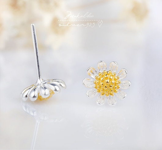 Mini rumianki - srebrne kolczyki + box Ewa Saj  Silver