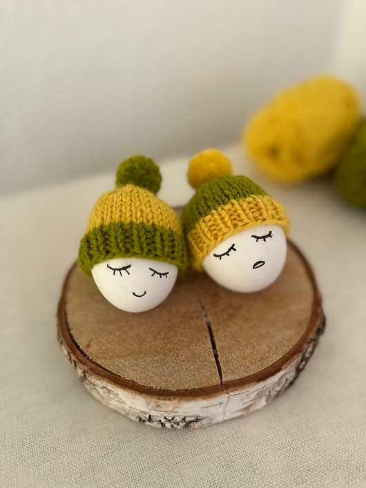 ozdoby wielkanocne Urocze czapeczki na jajka - zestaw 2 szt. Dekoracje wielkanocne