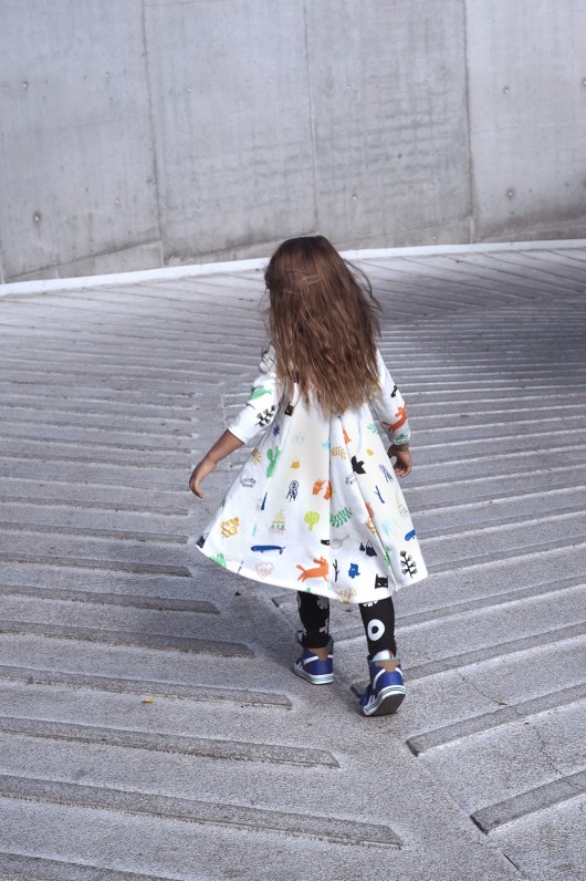 SwingKid DRESS - aw print Kółko Krzyżyk
