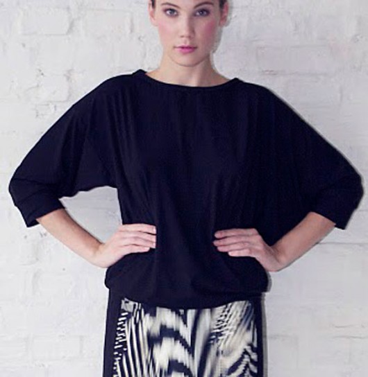 GEOMEO bluza geometryczna z kolekcji klu MAGDA HASIAK
