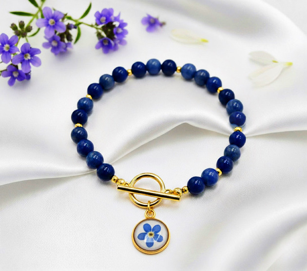 bransoletki z kamieni naturalnych Bransoletka z lapis lazuli i niezapominajką