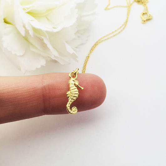 złote naszyjniki Naszyjnik konik morski, mały konik morze