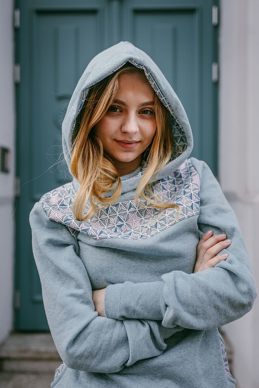 bluza z kapturem damska Miętowa geometryczna