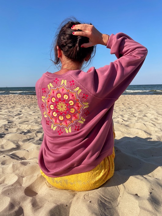 bluza bez kaptura damska Bluza z haftem - Indian Rose Mandala