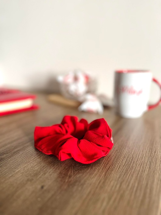 gumki do włosów Czerwona scrunchie do włosów PELA