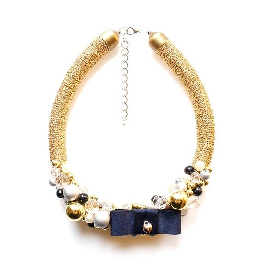 Golden glam model 'bow' Republika jewelry