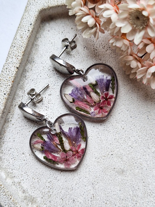 kolczyki z żywicy Kolczyki z żywicy z zatopionymi kwiatami