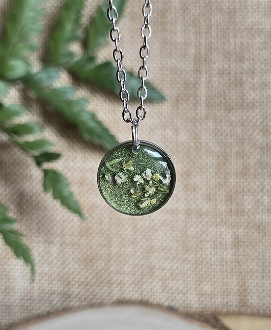 wisiory Srebrny wisiorek prawdziwe kwiaty zielone brokat