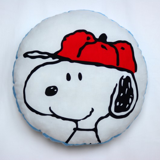 Poduszka pufa Snoopy Fistaszki Peanuts  KOCIKOWO
