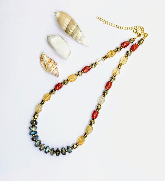 złote naszyjniki Naszyjnik Atena ze zjawiskowym labradorytem