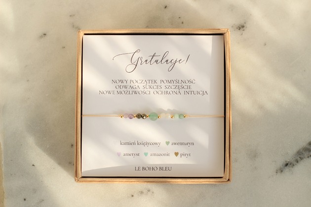 bransoletki na sznurku GRATULACJE - bransoletka jako talizman na szczęście i nowy początek