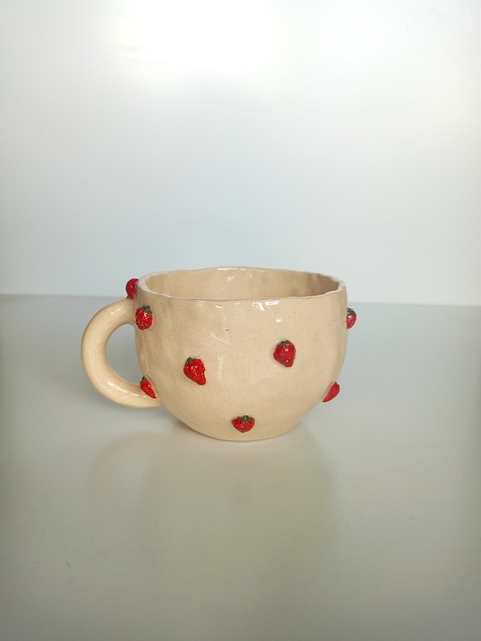 filiżanki Ceramiczny ręcznie robiony kubek w poziomki