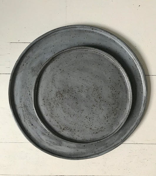 patery i talerze komplet talerzy ceramicznych z rantem ciemny szary