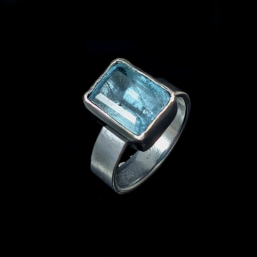 pierścionki srebrne Pierścionek oczu twoich chmurność- akwamaryn