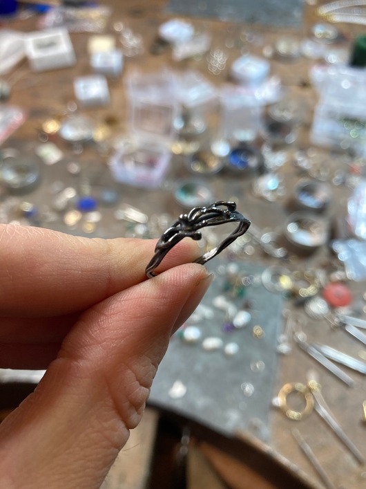 pierścionki srebrne Pierścionek Twist oksydowany